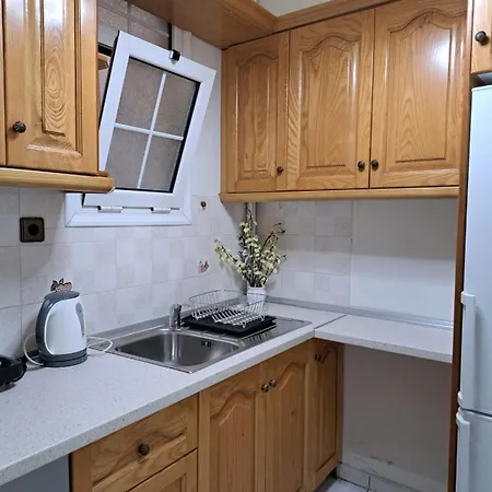 Apartment Linas Beautiful House Garitsa