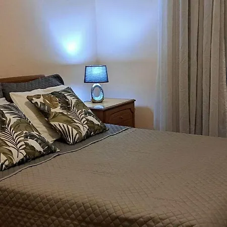 Linas Beautiful House Garitsa Apartment