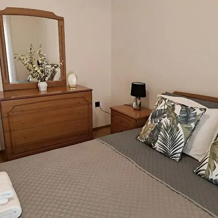 Apartment Linas Beautiful House Garitsa